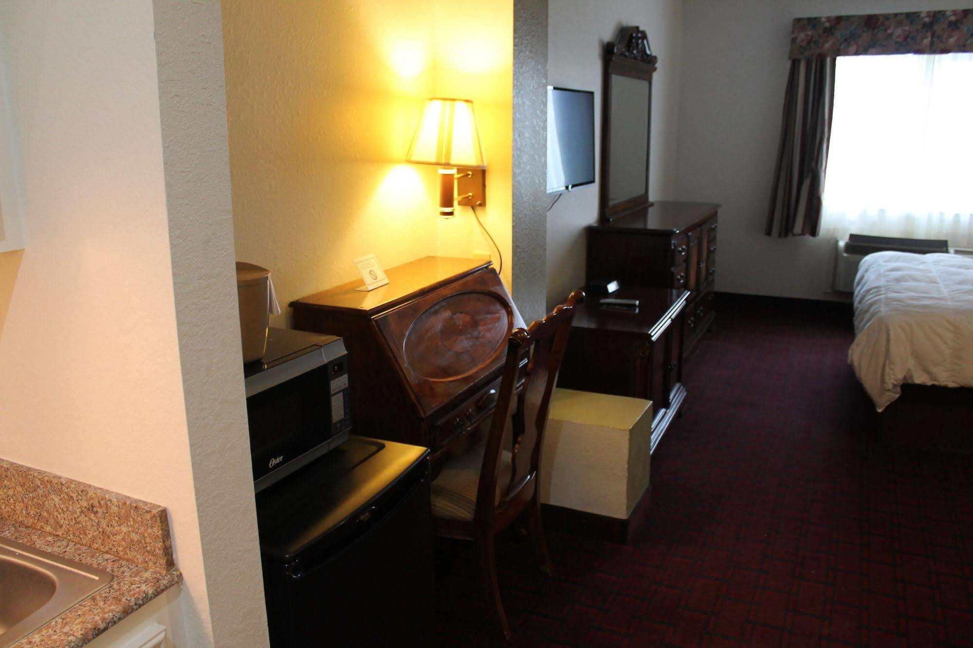 Baymont By Wyndham Texas 3* Texas City