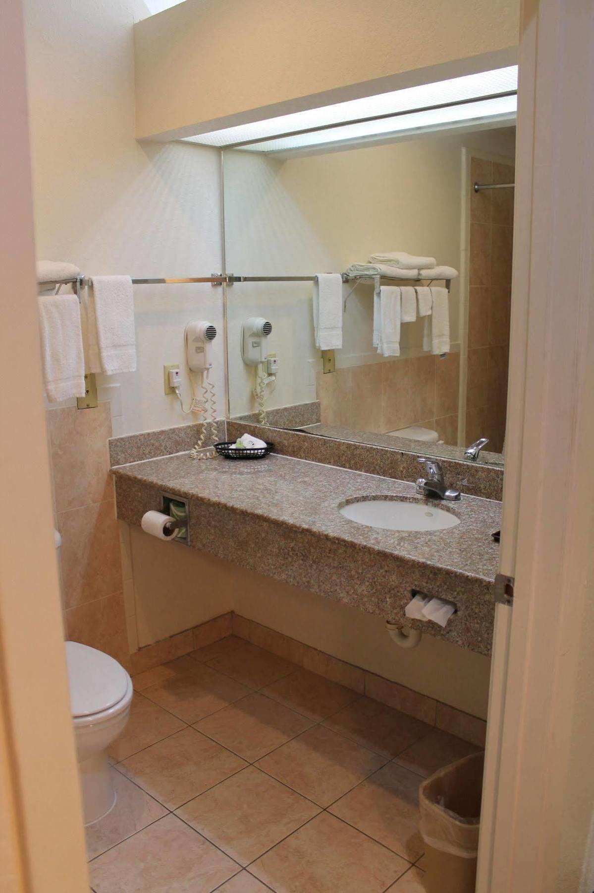 Hotel Baymont By Wyndham Texas