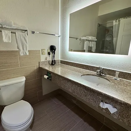 Baymont By Wyndham Texas City Exterior foto
